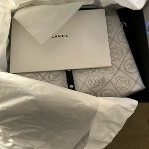 Rare Chanel Handbag Raincoat Cc Camellia rain cover protector ‘18 runway piece